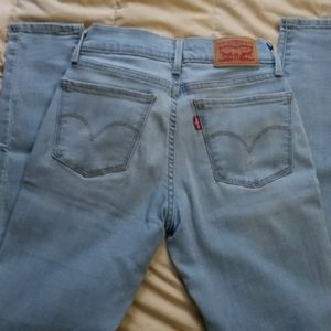 Levi's 710 Super Skinny jeans